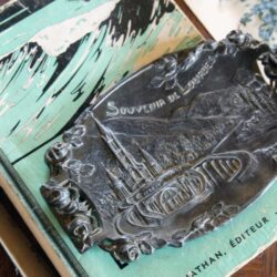 z68 ルルドのプレート