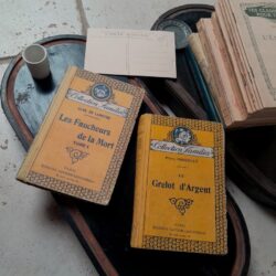 p58 古書セット　黄色