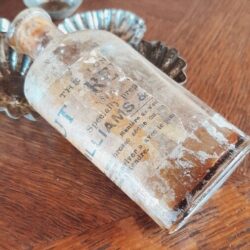 z184 薬のボトル