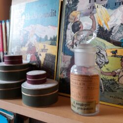 z205 薬の瓶　ヴェロナール