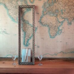 z209 縦長の額枠