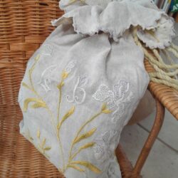 m55 リネンの巾着袋